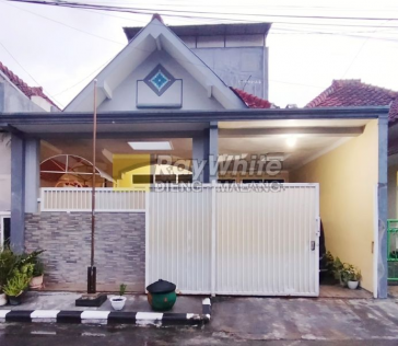 Rumah dijual di Perum Taman Sulfat