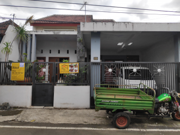 Dijual Rumah di Jl. Manggar Malang
